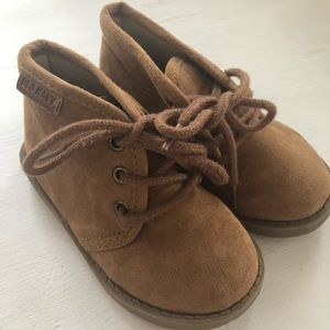 Old Navy Size 5 T Boot